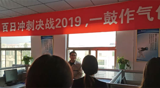 悠悠寸草心，感恩父母情 ‖ 德瑞克儀器舉行十一月份感恩父母情抽獎活動！